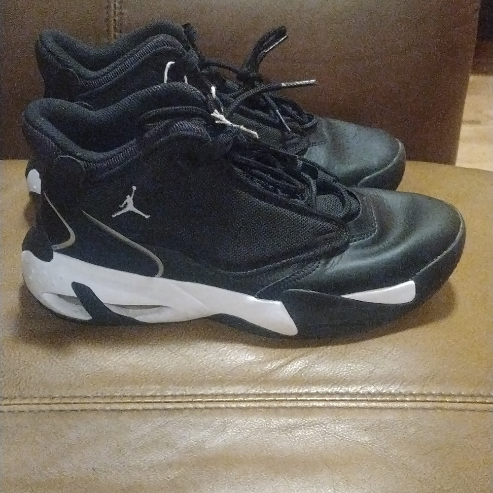 Nike Jordon Max aura 4